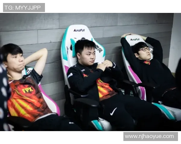 电竞新闻精英赛中FPX节奏表现分析与战术思考的全面解读